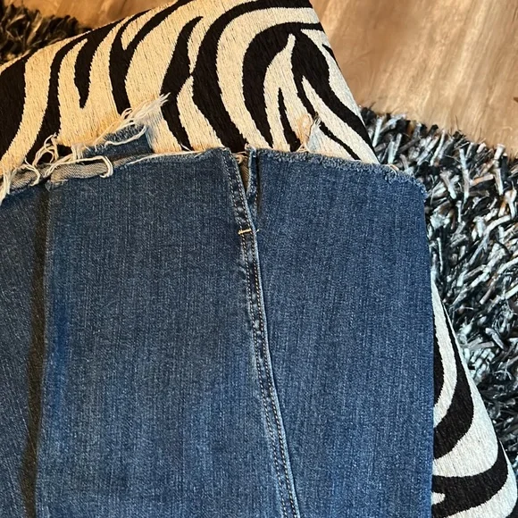 Kancan High Rise Flare denim Jeans. Size 11/29 - Picture 3 of 6